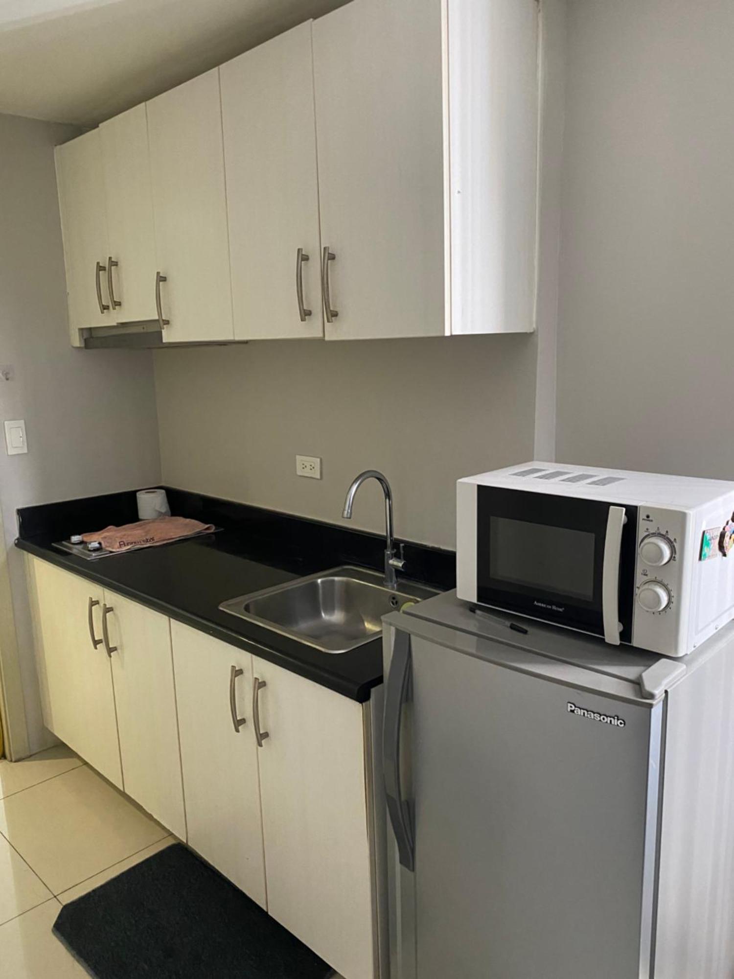 Jazz Residence Makati City Kültér fotó